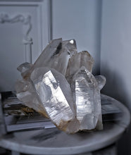 이미지를 갤러리 뷰어에 로드 , Large Himalayan Quartz Cluster with Peach Hue - 7.46kg #543
