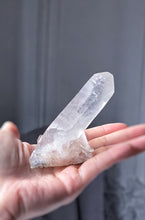 Load image into Gallery viewer, Green Chlorite Himalayan Quartz Point / Cluster - small 120g #548
