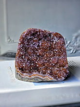 Lade das Bild in den Galerie-Viewer, Galaxy Ametrine Cutbase - 930g #8
