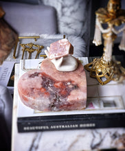 画像をギャラリービューアに読み込む, Large Pink Amethyst Heart Slab - Thick 1.91kg #17
