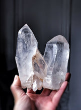이미지를 갤러리 뷰어에 로드 , Himalayan Quartz Cluster on Clear Stand - 637g #568
