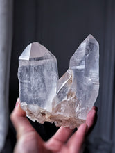 이미지를 갤러리 뷰어에 로드 , Himalayan Quartz Cluster on Clear Stand - 637g #568
