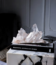 Lade das Bild in den Galerie-Viewer, High Grade Large Himalayan Quartz Cluster - 2.43kg #570

