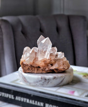 Lade das Bild in den Galerie-Viewer, Earth Red Himalayan Quartz Cluster - 552g #571
