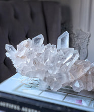 Lade das Bild in den Galerie-Viewer, Himalayan Quartz Cluster with Green Chlorite Inclusion - 1.5kg #574
