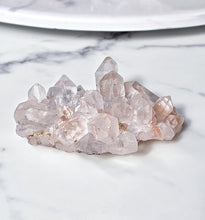 將圖片載入圖庫檢視器 Peach Himalayan Quartz Cluster - 511g #575
