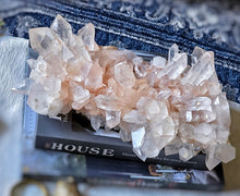將圖片載入圖庫檢視器 Large High Grade Pink Himalayan Quartz Cluster - 4.93kg #577
