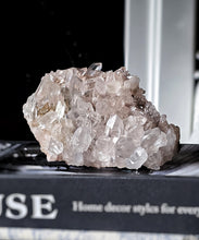 將圖片載入圖庫檢視器 High Grade Himalayan Quartz Cluster - 532g #576
