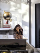 画像をギャラリービューアに読み込む, High Grade Smoky Quartz Tower - small 160g #376

