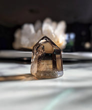 Charger l'image dans la galerie, Smoky Quartz Tower - small 137g #12
