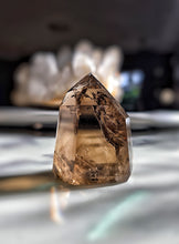 Charger l'image dans la galerie, Smoky Quartz Tower - small 137g #12
