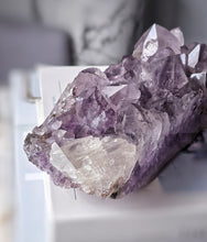 Charger l'image dans la galerie, Half Raw Half Polished Amethyst Cluster with Rutile - 858g #5
