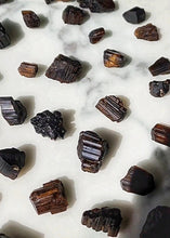 이미지를 갤러리 뷰어에 로드 , Golden Tourmaline Raw Stones / Mini Pieces - 50g Pack
