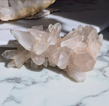 Cargar imagen en el visor de la galería, Smoky Pink Himalayan Quartz Cluster - 2.32kg #351
