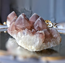 將圖片載入圖庫檢視器 Red Phantom Quartz Cluster - 551g #3
