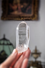 Cargar imagen en el visor de la galería, Lemurian Seed Clear Quartz - 80g #342
