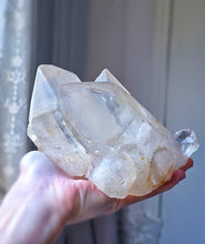 將圖片載入圖庫檢視器 Golden Healer Quartz Cluster - 1.16kg #127
