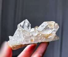 Load image into Gallery viewer, Golden Healer Quartz on Stand - 136g #424
