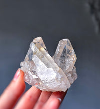 Load image into Gallery viewer, High Grade Golden Healer Quartz Cluster - small 137g #19

