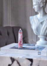 Cargar imagen en el visor de la galería, Pink Amethyst Tower - small 153g #40
