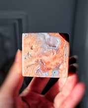 將圖片載入圖庫檢視器 Druzy Blue &amp; Pink Agate Cube - 247g #446

