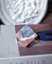 將圖片載入圖庫檢視器 Druzy Pink &amp; Blue Agate Cube - 156g #93
