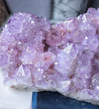 이미지를 갤러리 뷰어에 로드 , Pineapple Amethyst Spirit Quartz Cluster - 2.6kg #125
