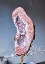 이미지를 갤러리 뷰어에 로드 , Large Pink Amethyst Geode / Slab on Gold Stand - 6.22kg #926
