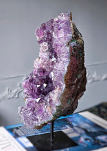 Cargar imagen en el visor de la galería, Amethyst Cluster / Geode on Black Stand - 2.76kg #139
