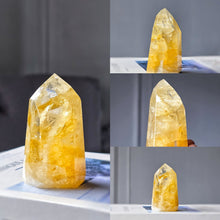 Lade das Bild in den Galerie-Viewer, Golden Healer Quartz Tower - small 157g #510
