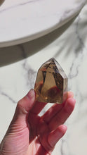 Charger et lire la vidéo dans la visionneuse de la Galerie, Smoky Quartz Tower - small 137g #12
