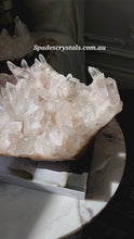 비디오를 갤러리 뷰어 Large High Grade Himalayan Quartz Cluster - 3.5kg #315에 로드 및 재생
