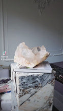 將影片載入圖庫檢視器並播放，Large Chunky Pink Himalayan Quartz - 9.47kg #85
