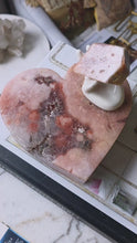 ギャラリービューアLarge Pink Amethyst Heart Slab - Thick 1.91kg #17に読み込んでビデオを見る
