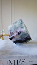 비디오를 갤러리 뷰어 Mongolian Rainbow Fluorite Cube - 1.2kg #136에 로드 및 재생
