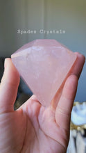 Load and play video in Gallery viewer, Rose Quartz Diamond - 206g #122
