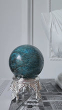 ギャラリービューアBlue Apatite Sphere - 388g #76に読み込んでビデオを見る
