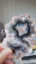 Load and play video in Gallery viewer, Argentina Agate Slice - small #62
