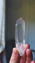 비디오를 갤러리 뷰어 Phantom Lemurian Seed Quartz - 60g #338에 로드 및 재생
