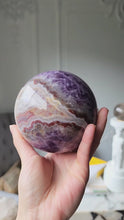 비디오를 갤러리 뷰어 Amethyst &amp; Agate Sphere - 1.36kg #122에 로드 및 재생
