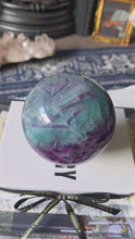 Charger et lire la vidéo dans la visionneuse de la Galerie, Large Rainbow Fluorite Sphere - 2.43kg #313
