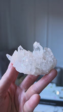 ギャラリービューアHimalayan Quartz Cluster - small 100g #563に読み込んでビデオを見る
