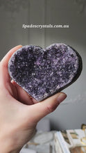 Load and play video in Gallery viewer, Amethyst Heart / Cluster on Gold Stand - 357g #2
