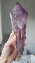 Load and play video in Gallery viewer, Phantom Amethyst Wand on Black Stand - 1kg #5
