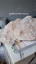 비디오를 갤러리 뷰어 Large High Grade Himalayan Quartz Cluster - 3.5kg #315에 로드 및 재생
