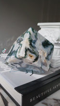 Load and play video in Gallery viewer, Moss Agate Cube - 822g #200
