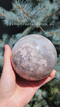 將影片載入圖庫檢視器並播放，Green Chlorite Flower Agate x Pyrite Sphere - 1.11kg #108
