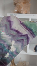 비디오를 갤러리 뷰어 Rainbow Fluorite Slab - 784g #132에 로드 및 재생
