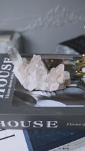 Cargar y reproducir el video en el visor de la galería, Himalayan Quartz Cluster - small 223g #496
