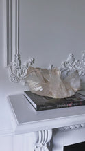 비디오를 갤러리 뷰어 Large Himalayan Quartz Cluster with Peach Hue - 7.46kg #543에 로드 및 재생
